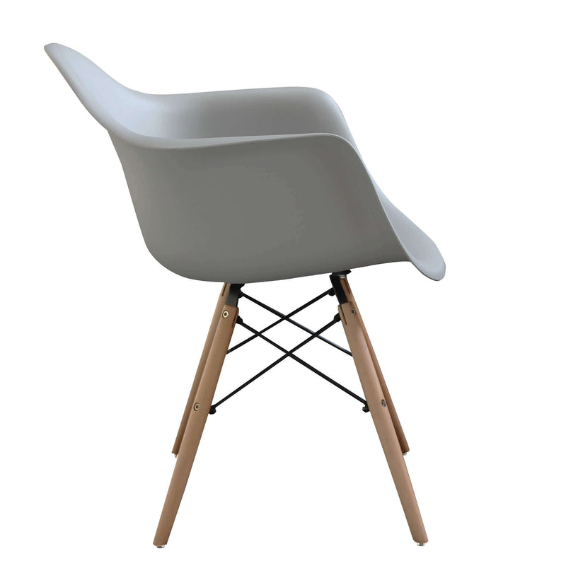 Poltrona sedia da interno con struttura in acciaio e legno e seduta in ABS Spriz