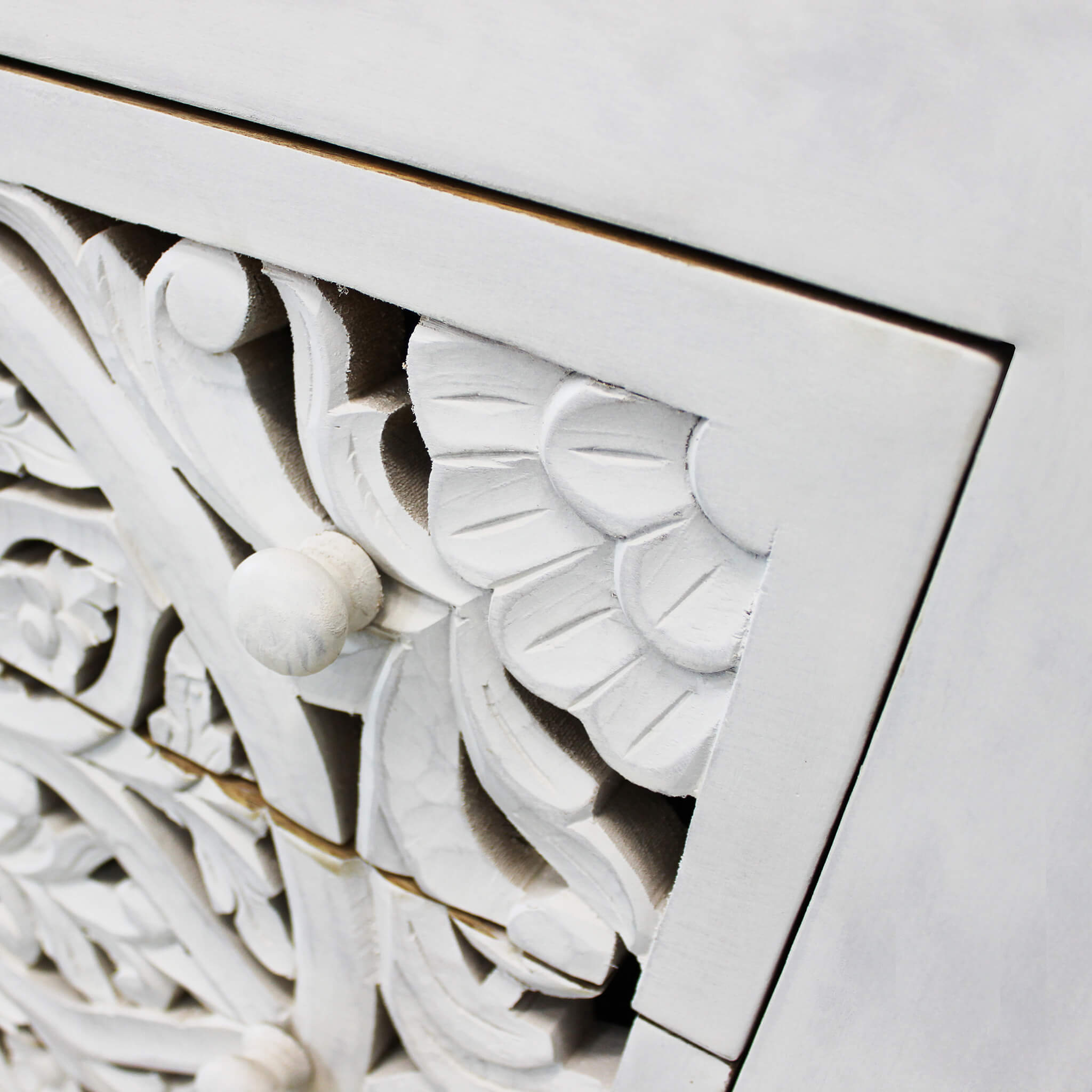 Mobile in legno di mango e metallo con 3 cassetti