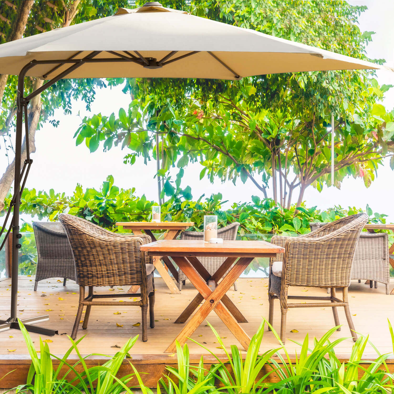 Ombrellone da giardino Ø3 mt con antivento e base a crociera Perinde