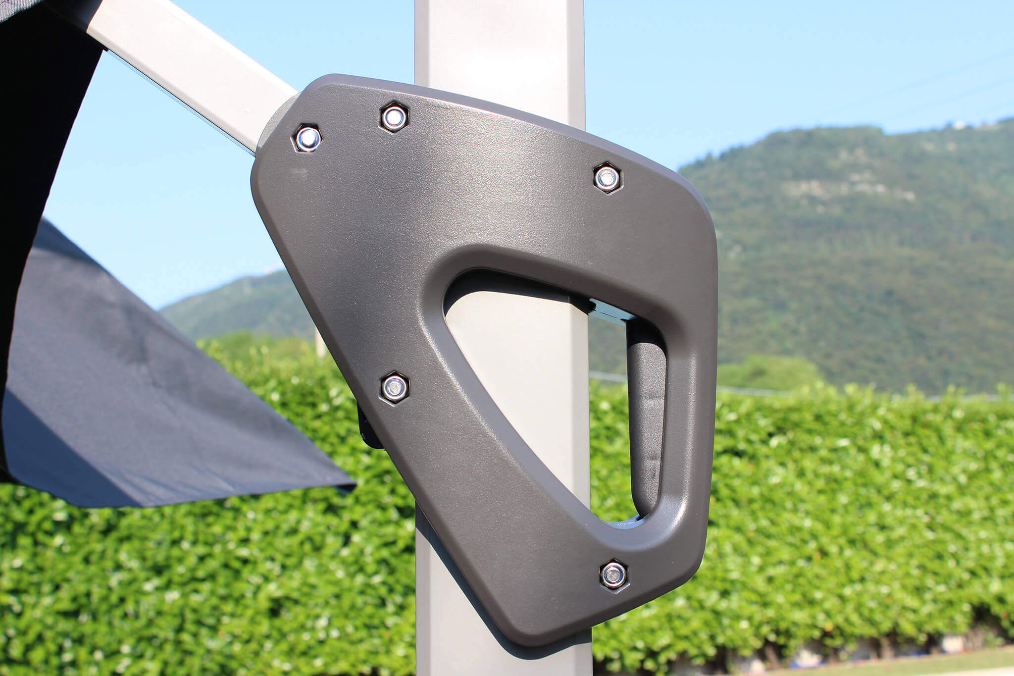 Ombrellone 3x3 mt da esterno con palo laterale Grus