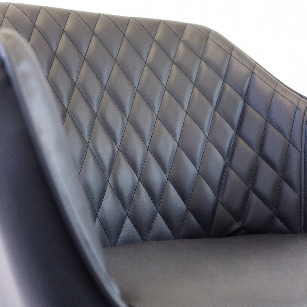 Sedia poltrona da interno con struttura in metallo e seduta larga imbottita rivestita in ecopelle Chair XL