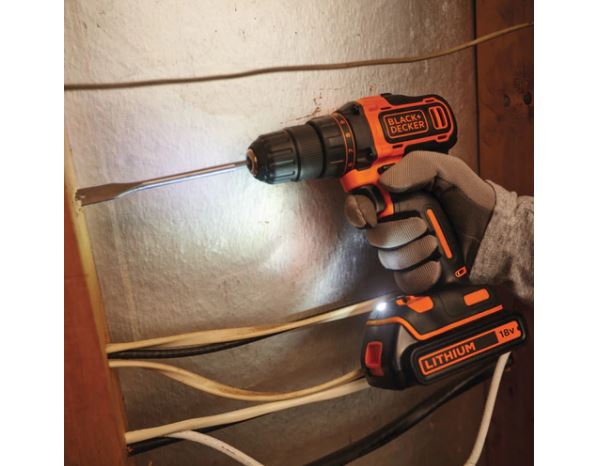 Trapano Avvitatore 18V 1,5Ah 2 velocità con valigetta BLACK+DECKER BDCDD186K