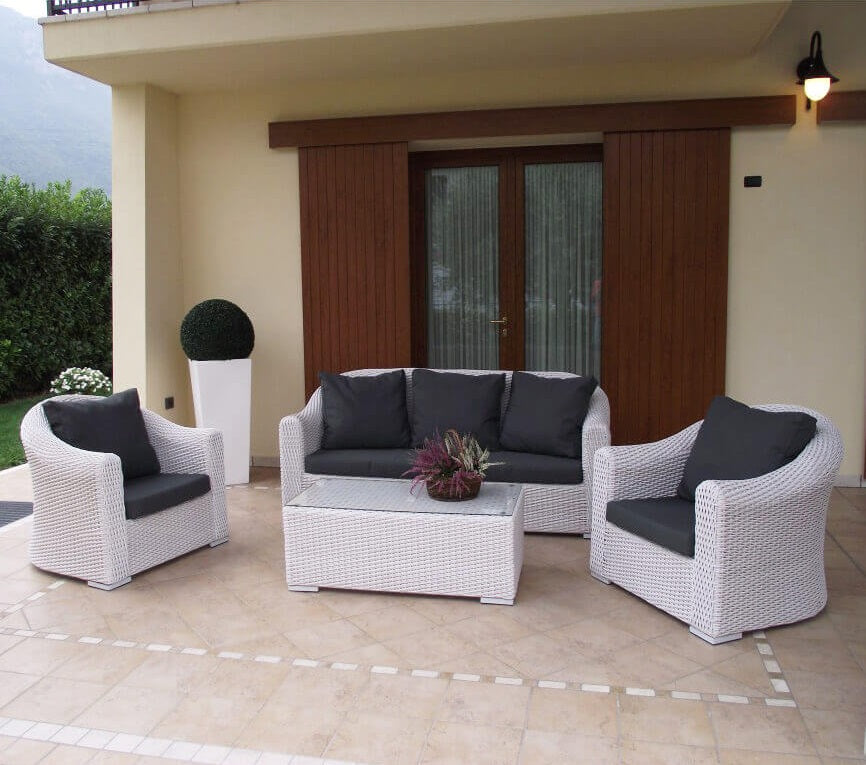 Set salotto per esterno divano 3 posto 2 poltrone con cuscini e tavolo i