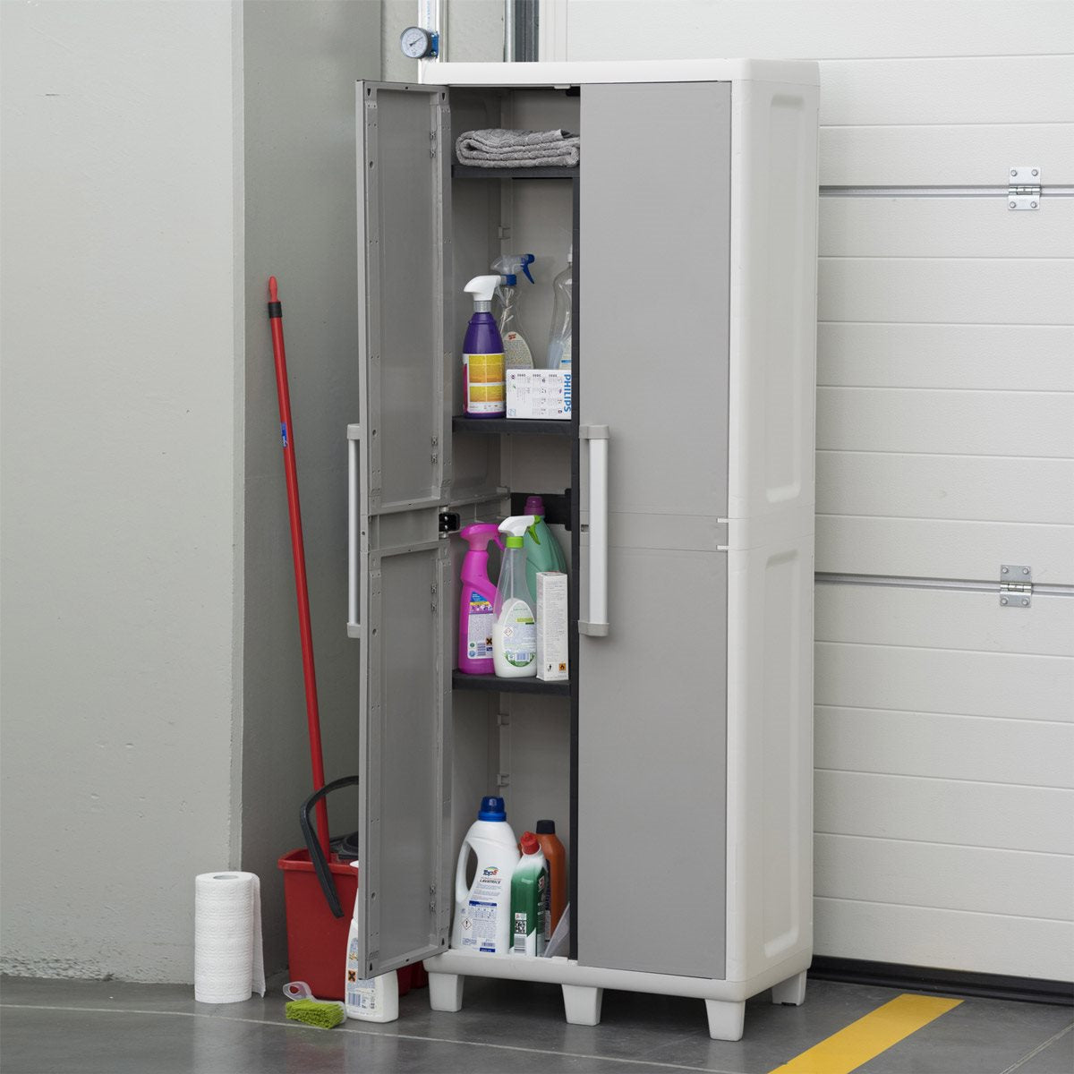 Armadio Tuttopiani in resina grigio chiaro tortora Urban S Toomax