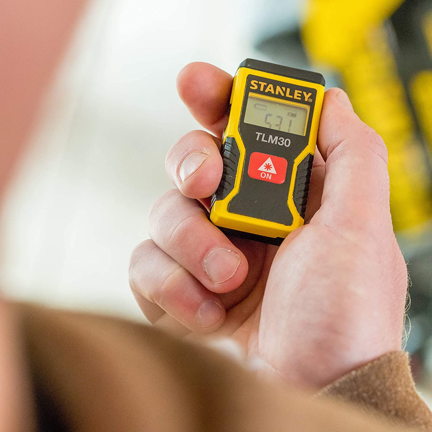 Misuratore metro digitale LASER Stanley TLM30STHT977425